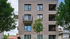 Bytový d�m od studia mar.s architects je první realizací obytného souboru Letka...