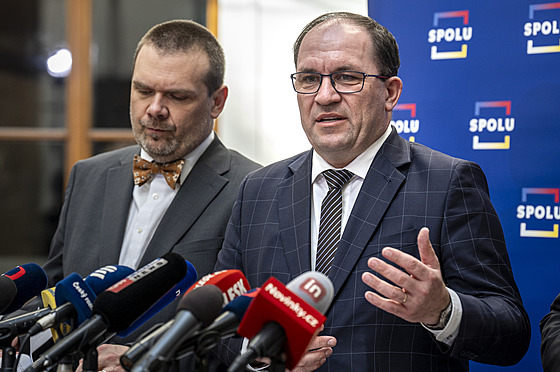Marek Výborný a Martin Baxa na tiskové konferenci ve Snmovn. (4. bezna 2025)