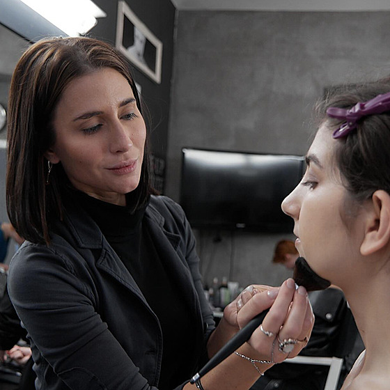 Make-up artistka Jana imurdová