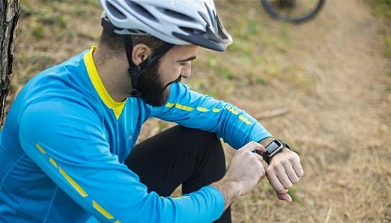 Chytré hodinky te mete mít poád online