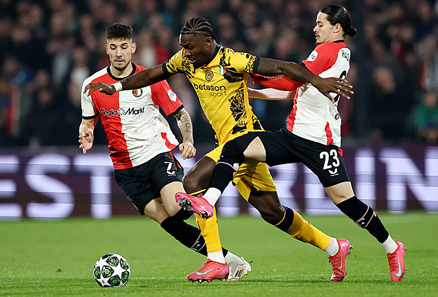ONLINE: Inter vede na Feynoordu, pak jdou do akce Liverpool či Bayern v Leverkusenu