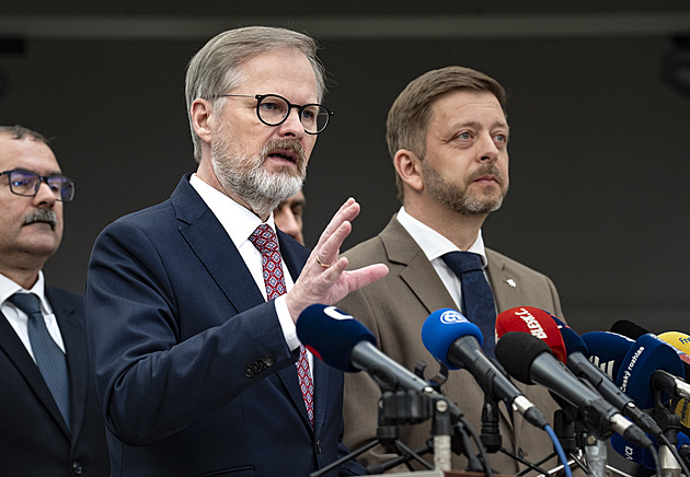 Chceme zachovat vládu a objasnit dar v bitcoinech, shodly se špičky ODS a STAN