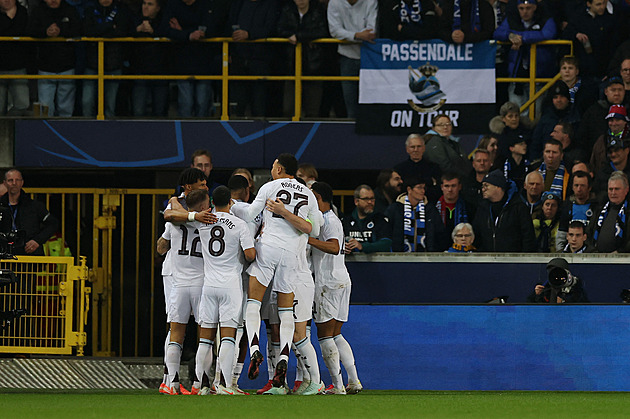 ONLINE: Bruggy srovnávají s Aston Villou, poté čeká osmifinále Atlético proti Realu