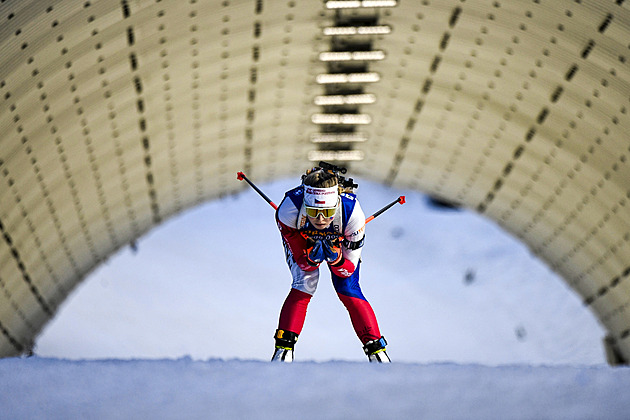 Biatlon ONLINE: České naděje jsou na trati. Preussová těsně poráží Jeanmonnotovou