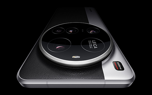 Větší baterie a ještě lepší foťáky. Xiaomi má dvě špičkové novinky