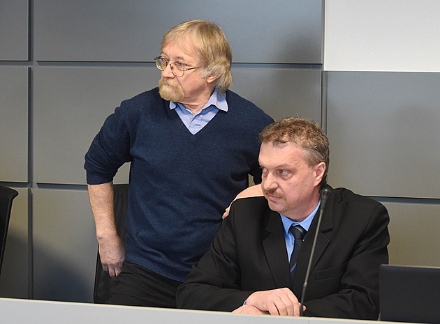 Na podvodech s recepty vydělali miliony. Lékař a lékárník dostali podmíněné tresty