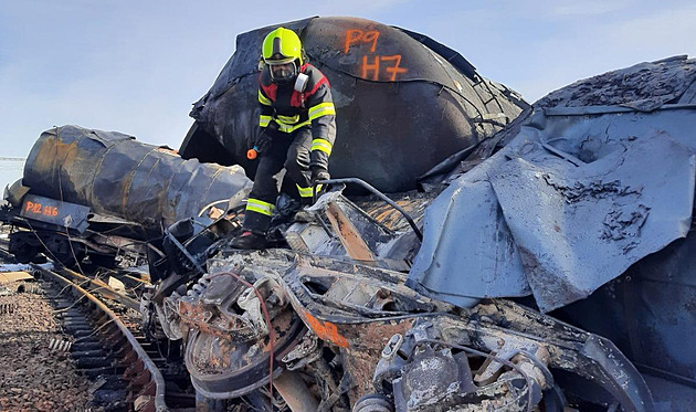 Benzene from crashed tanks escaped into groundwater, revealed probe