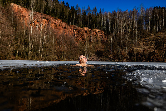 Lom v Libi je oblíbený mezi otuilci i potápi.