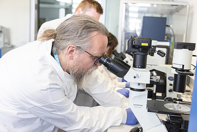 Konsorcium tí univerzit s názvem CiRT má ambici pinést revoluci v léb...