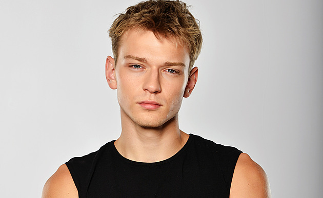 Čekají ho litry potu. Dalším soutěžícím ve StarDance je Tomas Sean Pšenička