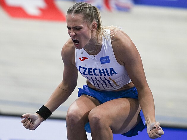 Amlie vbkov slav pekonn 465 centimetr.