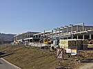 V tuto chvli dlnci pracuj na skeletu novho obchodnho centra Kaskdy a...