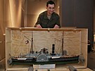 Ponorku i modely dobovch lod, zbran, navigan pomcky moeplavc, pedmty...