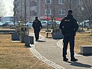 Policie evakuovala kvli anonymn vhruce nkupn centrum na ernm Most v...