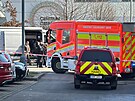 Policie evakuovala kvli anonymn vhruce nkupn centrum na ernm Most v...