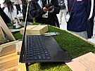Lenovo Yoga Solar Concept