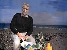 Ebbesmeyer se chopil píleitosti. Aktivoval rybáe, sbrae z pobeí i...