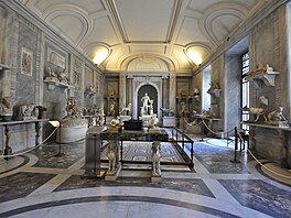 Vatikánská muzea jsou v ned�li a o r�zných nábo�enských svátcích b�hem roku...