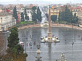 Mezi �íjnem a dubnem je v �ím�, který se p�íjemn� vylidní od turist�, docela...