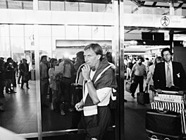 Trenér Zden�k Zeman na pra�ské Ruzyni p�ed cestou na soust�ed�ní Lazia do...