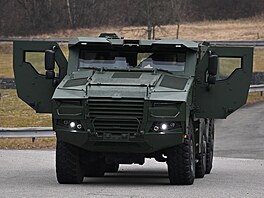 Obrnné vozidlo Tadeas 6x6 od spolenosti Tatra Defence Vehicle, 26. února...