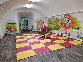 Hrad nabízí n�kolik expozic, moderní recepci a hernu pro d�ti, v�e s p�ipojením...