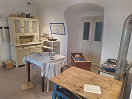 První patro je zam��eno na pivovarnictví a ukázku kompletní domácnosti správce...