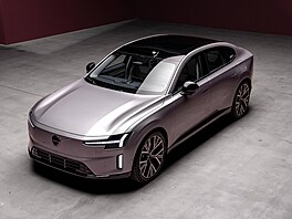 Volvo ES90