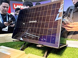 Lenovo Yoga Solar Concept