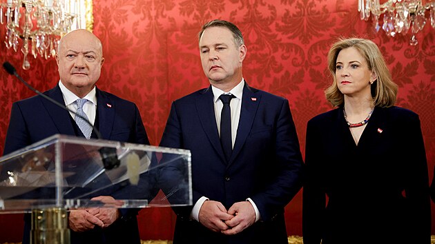 Líd�i ÖVP, SPÖ a NEOS Christian Stocker, Andreas Babler a Beate...