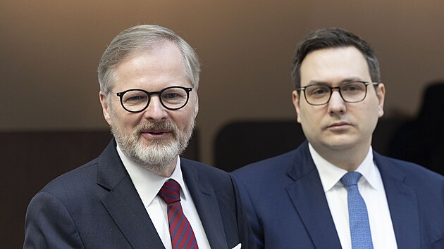 Tiskov� konference ODS. Na sn�mku premi�r Petr Fiala a ministr zahrani�� Jan Lipavsk�, kter� bude na t�et� pozici kandid�tky SPOLU v Praze. (5. b�ezna 2025)