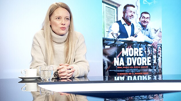 Hostem po�adu Rozst�el je here�ka Linda Rybov�. Moderuje Monika Zav�elov�.