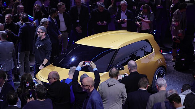 Premi�ra konceptu nejmen��ho elektrick�ho Volkswagenu jm�nem ID. EVERY1