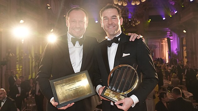 EY Podnikateli roku 2024 se stali Milan Kratina a Zden�k �oustal (vlevo) ze spole�nosti Accolade. (4. b�ezna 2025)