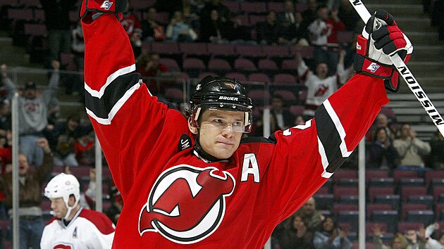 Patrik Eliá se raduje z prvního gólu po návratu.