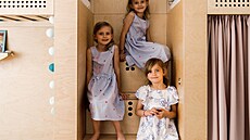 Rodin� se nejd�íve narodila dvoj�átka, za dva roky pak p�ibyla je�t� sest�i�ka.