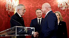 Rakousko má novou vládu, prezident Alexander Van der Bellen jmenoval novým...