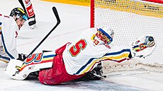 Spar�anský branká� Jakub Ková� vytáhl fantastický zákrok.