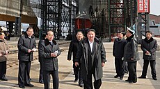 Severní Korea p�edstavila rozestav�nou ponorku s jaderným pohonem. (8. b�ezna...
