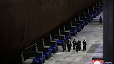 Severní Korea pedstavila rozestavnou ponorku s jaderným pohonem. (8. bezna...