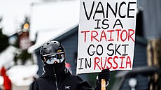 Protest proti americkému viceprezidentovi J. D. Vanceovi ve Vermontu, kam si...