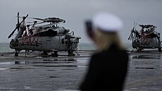 Americká letadlová lo� Carl Vinson zakotvila v jihokorejském Pusanu. (2. b�ezna...