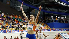 Nizozemka Femke Bolová se raduje z vítzství ve smíené tafet na 4x400 metr...