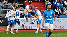 Filip Kubala a Tomá� Rigo (vlevo) se radují z prvního gólu Baníku.