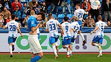 Radost fotbalist� Baníku z druhého gólu.