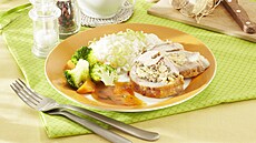 Nadívané telecí hrudí se �ampiony 