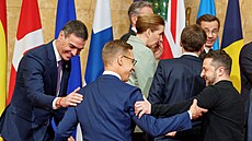 Evroptí lídi na summitu o Ukrajin v Londýn. (2. bezna 2025)