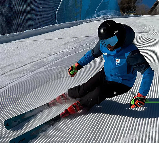 Mladý italský ly�a� Marco Degli Uomini.