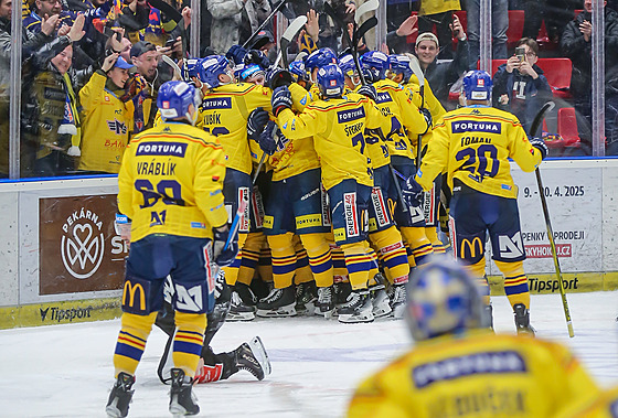�eskobud�jovi�tí hokejisté slaví postup do �tvrtfinále play off.