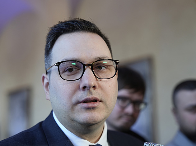 Rusko řídí vrazi, řekl Lipavský k masakru. Imperiální politika nás ohrožuje, míní Fiala